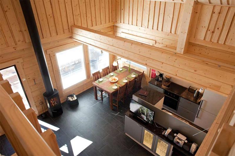 Kaidan Kiho, Kilpikonna huvila keittiö olohuone