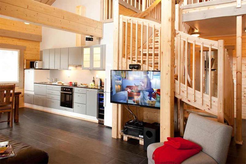 Kaidan Kiho, Valmuska-huvila portaat