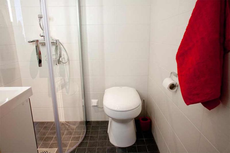 Kaidan Kiho, Valmuska-huvila kylpyhuone